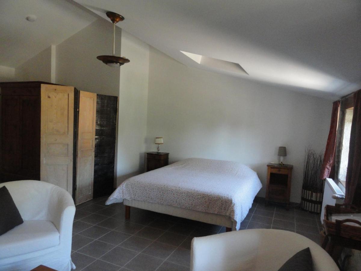 Les Chambres De Blanot Blanot  Екстер'єр фото