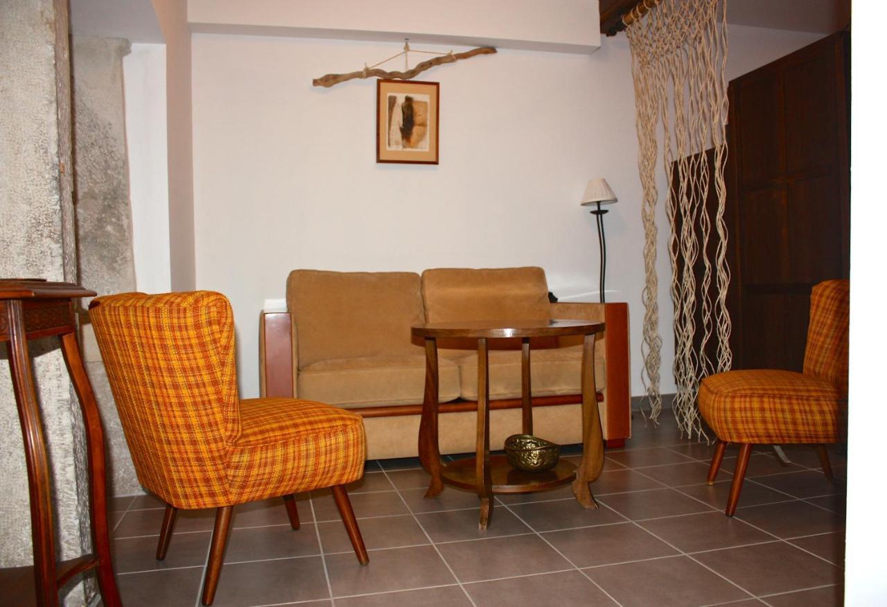 Les Chambres De Blanot Blanot  Екстер'єр фото